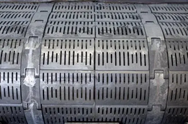 Travelling Grates